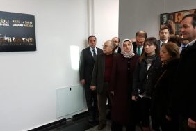 Ceren Özdemir'in adı, fakültesinin konferans salonuna verildi