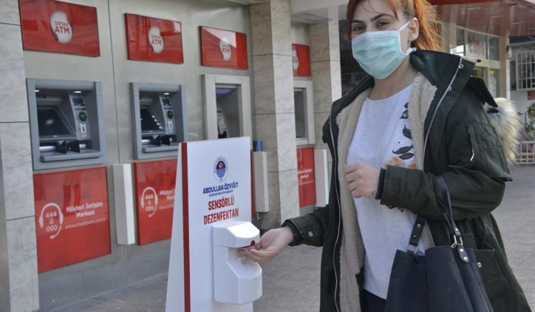 Yenişehir’de Sensörlü Dezenfektanlarla Korona Önlemi