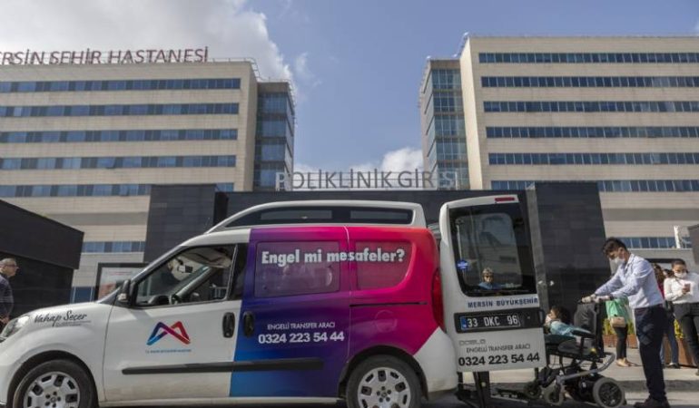 Mersin Büyükşehir’den Engelli Birey Transfer ve Servis Hizmeti