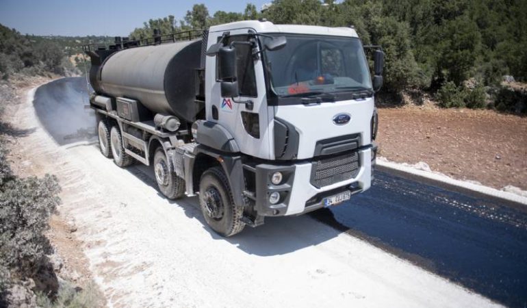 Yörüklerin Yol Sorununa Büyükşehir El Attı