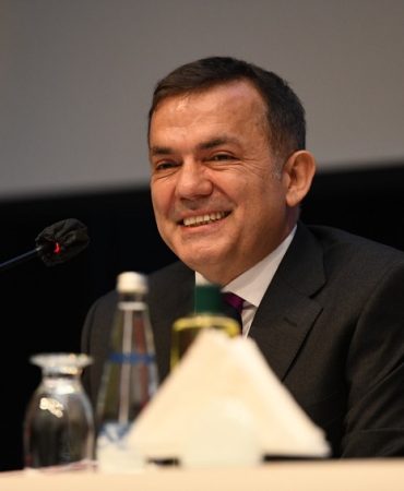 abdullah-ozyigit-yenisehir-belediye-baskani