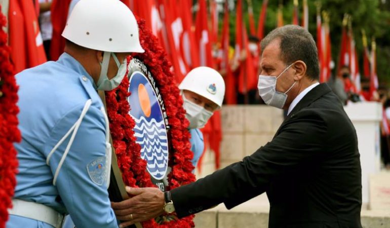 Başkan Seçer, Cumhuriyet Bayramı Dolayısıyla Atatürk Anıtı’na Çelenk Sundu