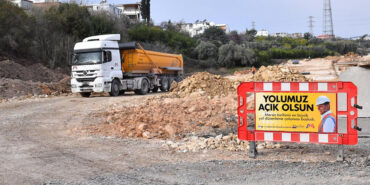 mersin-buyuksehir-yol-calismasi-universite1