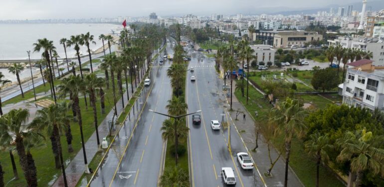 Mersin, Yoğun Yağışlardan Etkilenmedi