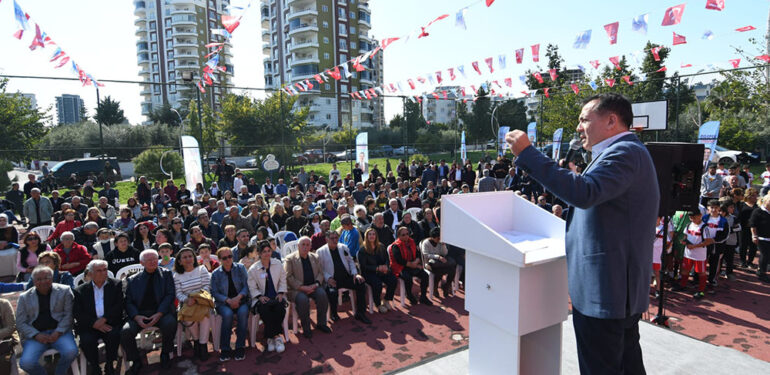 Abdullah Özyiğit, Mahalle Mahalle Gezerek Projelerini Anlatıyor
