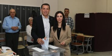 Yenişehir Belediye Başkanı Abdullah Özyiğit oyunu kullandı