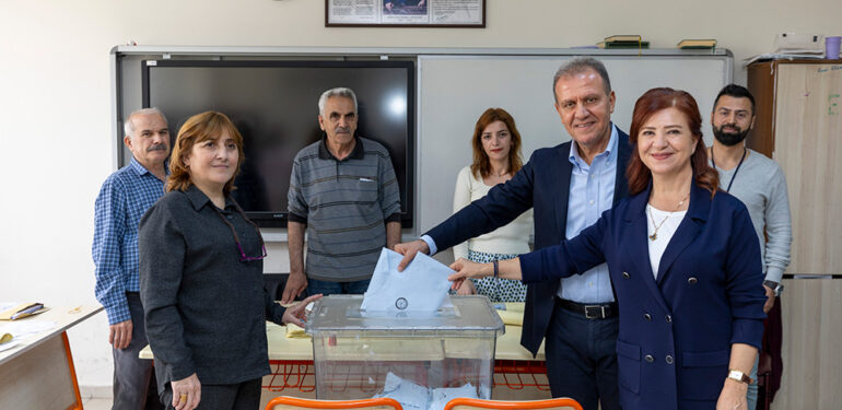 Başkan Seçer Oyunu Yenişehir’de Kullandı